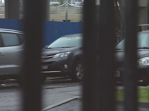 Блондин романтик аккуратно трахнул в попку свою девочку, заскочив в гости