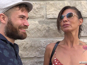 Бородатый пикапер развел на секс французскую милфу, дала даже в очко!