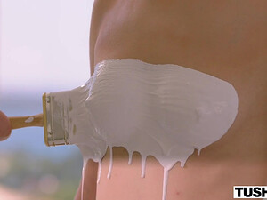 Красивый анальный трах с умницей с косичками